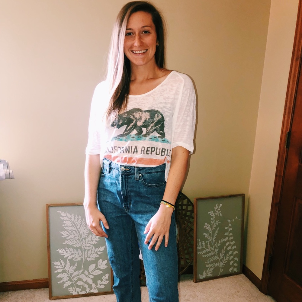 Cali tee